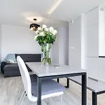 Elite Oliwa Business Center Apartamento *